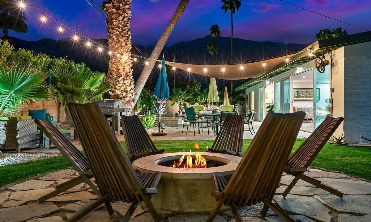 Photo of Patio Balcony in Tahquitz River Estates
