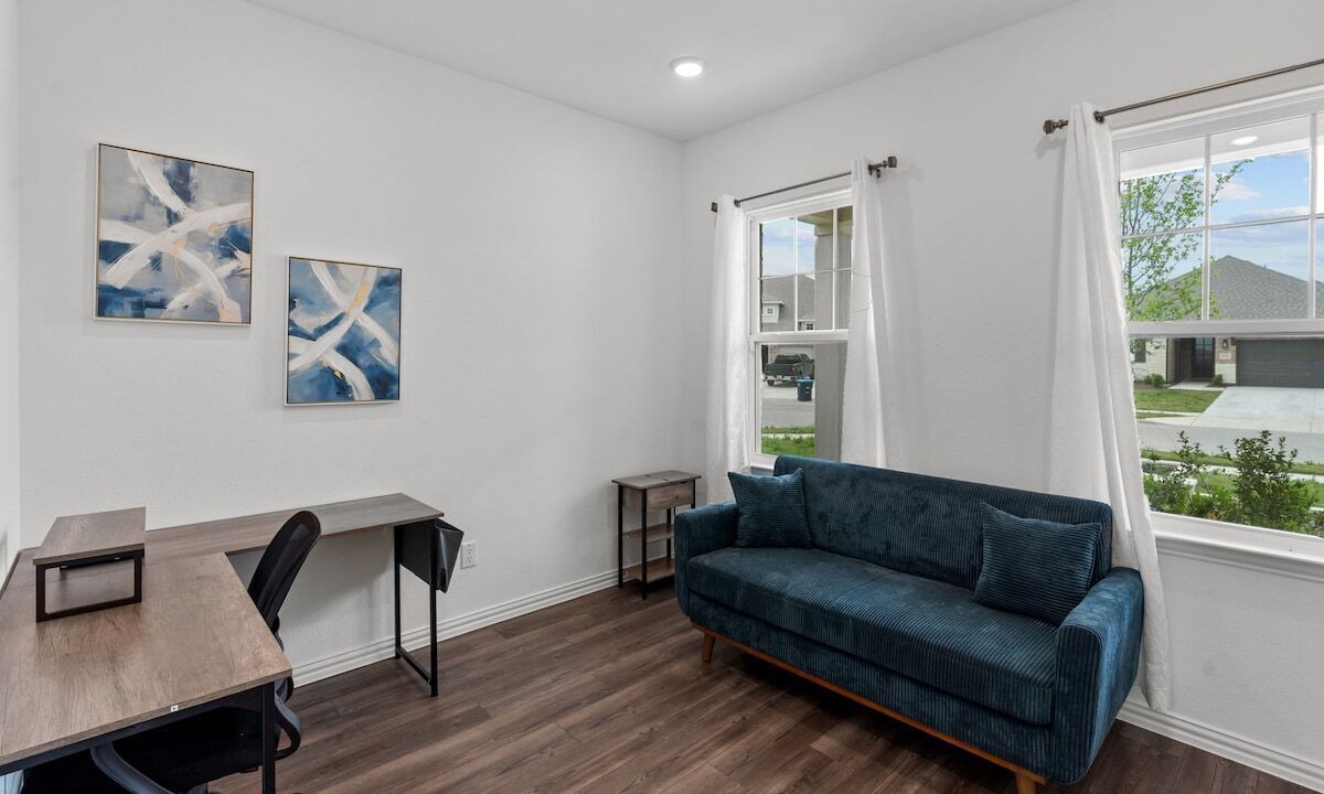 Photo of Livingroom in Haslet