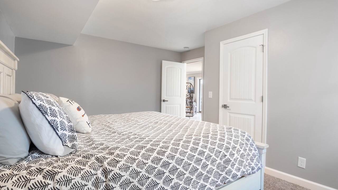 Photo of Bedroom in Lake Ozark