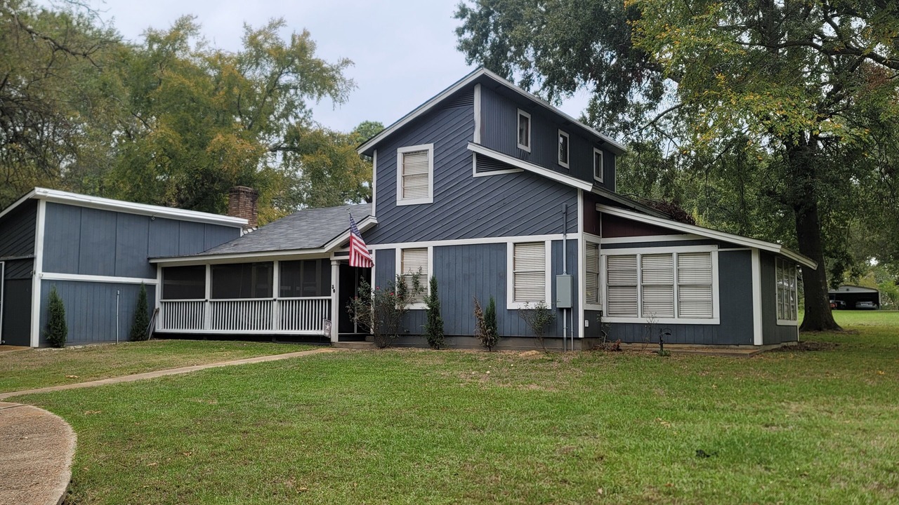 Photo of Outdoor in Dogwood