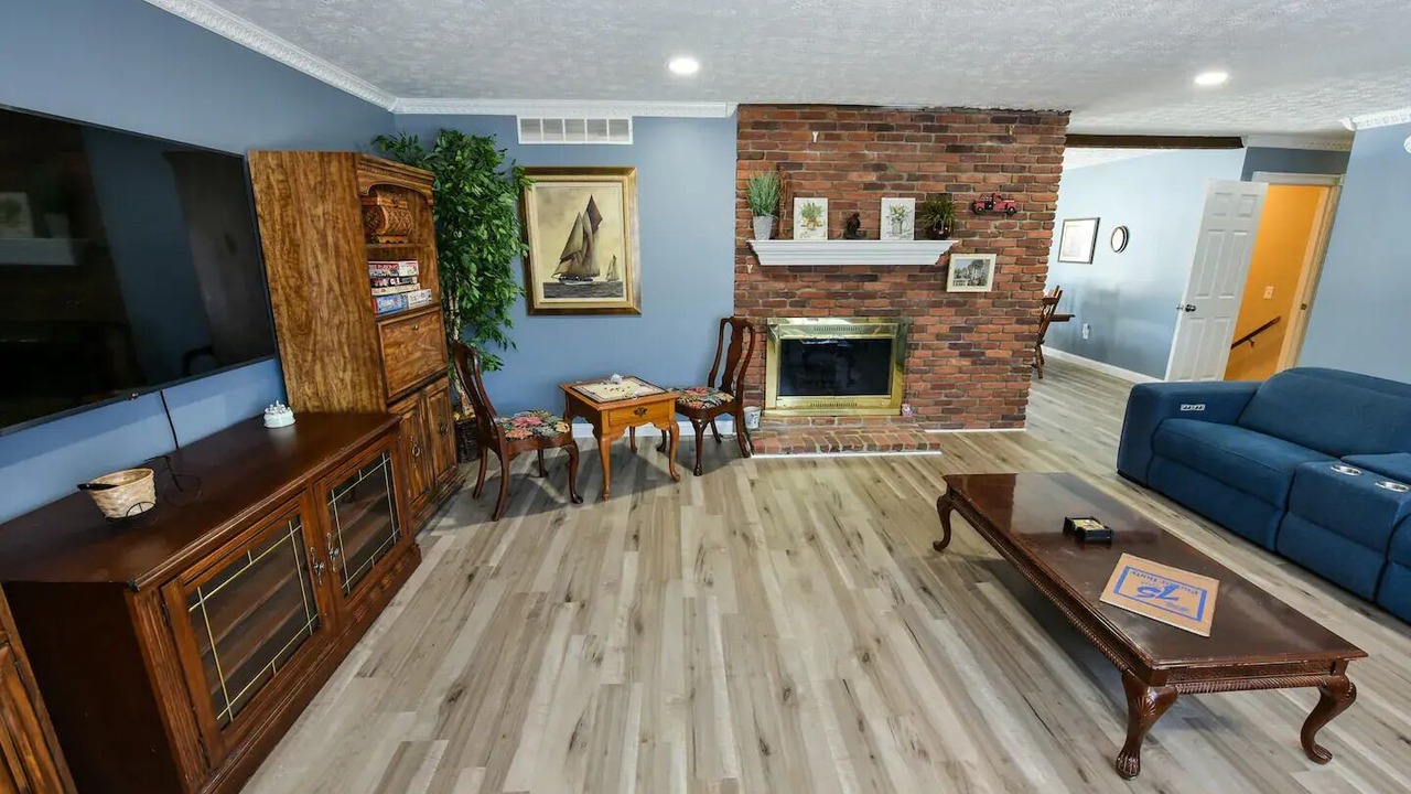 Photo of Livingroom in Johnstown