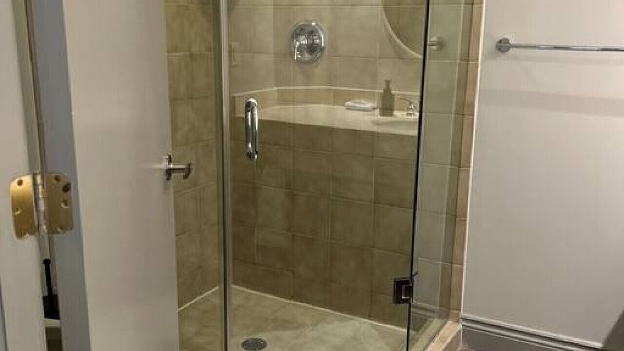 Photo of Bathroom in Oro-Medonte