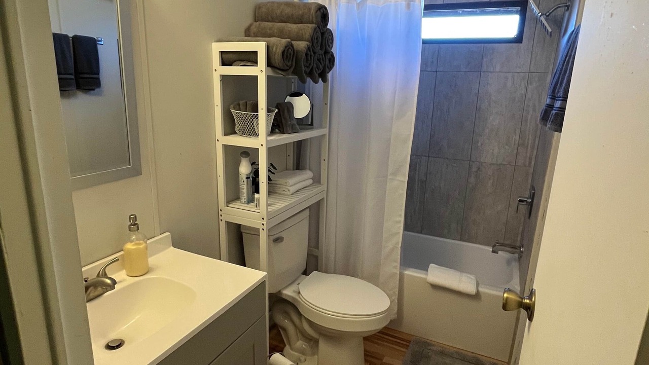 Photo of Bathroom in Marathon