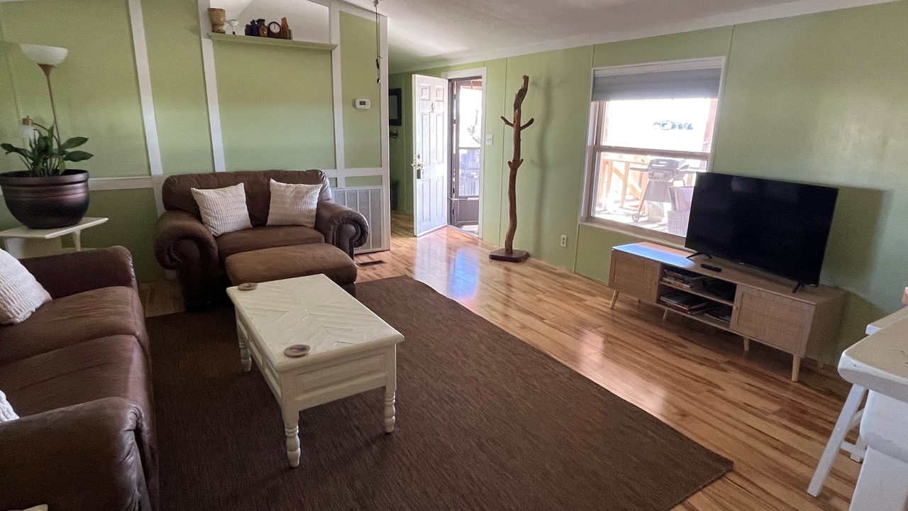 Photo of Livingroom in Marathon