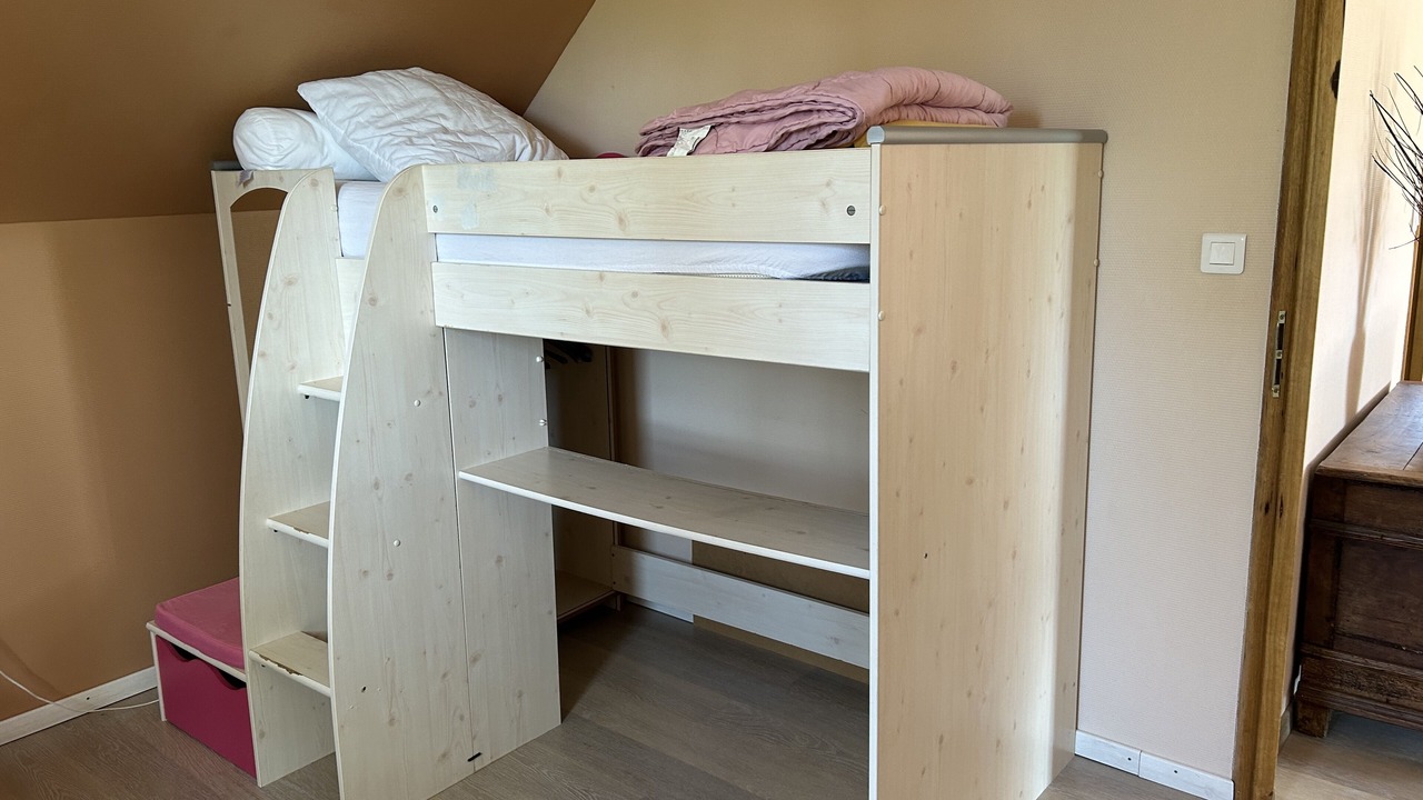 Photo of Bedroom in Saint-Pantaleon-de-Larche