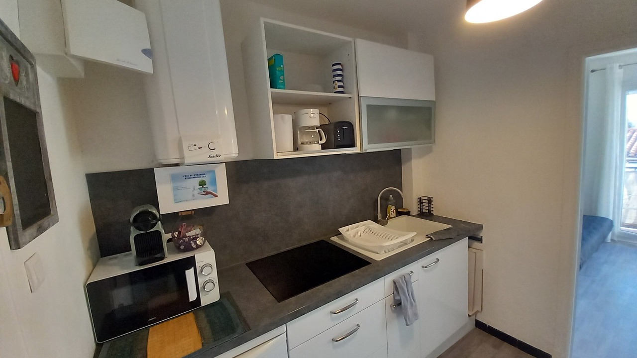 Photo of Kitchen in La Jetee