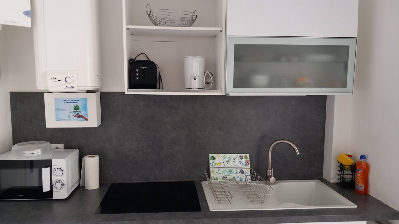 Photo of Kitchen in La Jetee