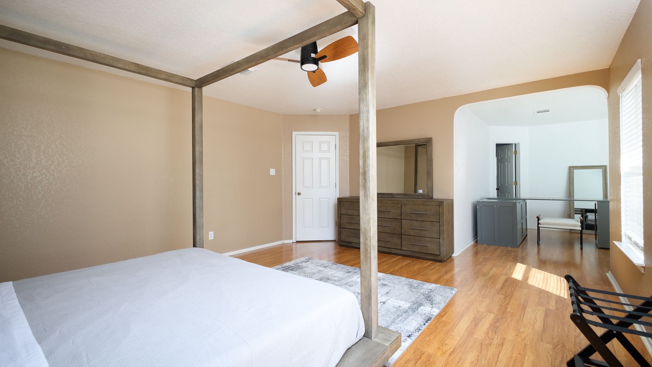 Photo of Bedroom in Stone Oak