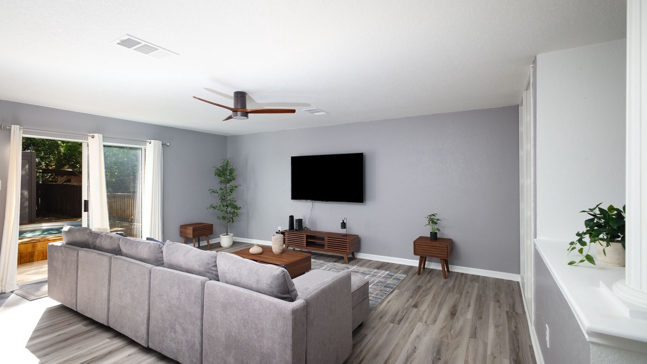 Photo of Livingroom in Stone Oak