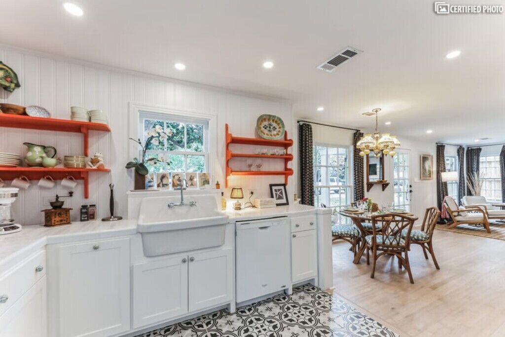 Photo of Kitchen in Little Forest Hills
