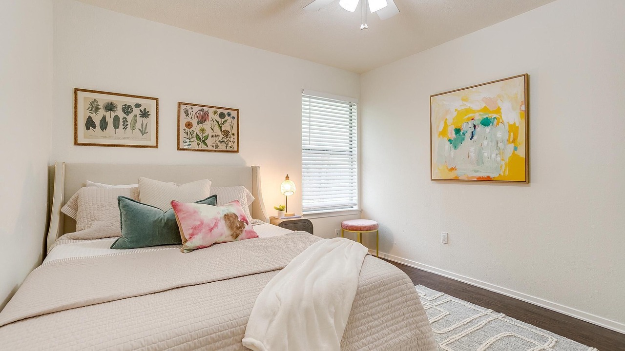 Photo of Bedroom in Fairmount
