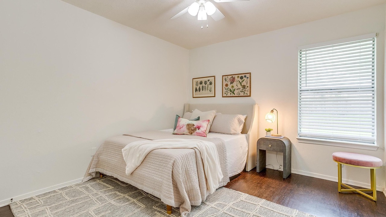Photo of Bedroom in Fairmount