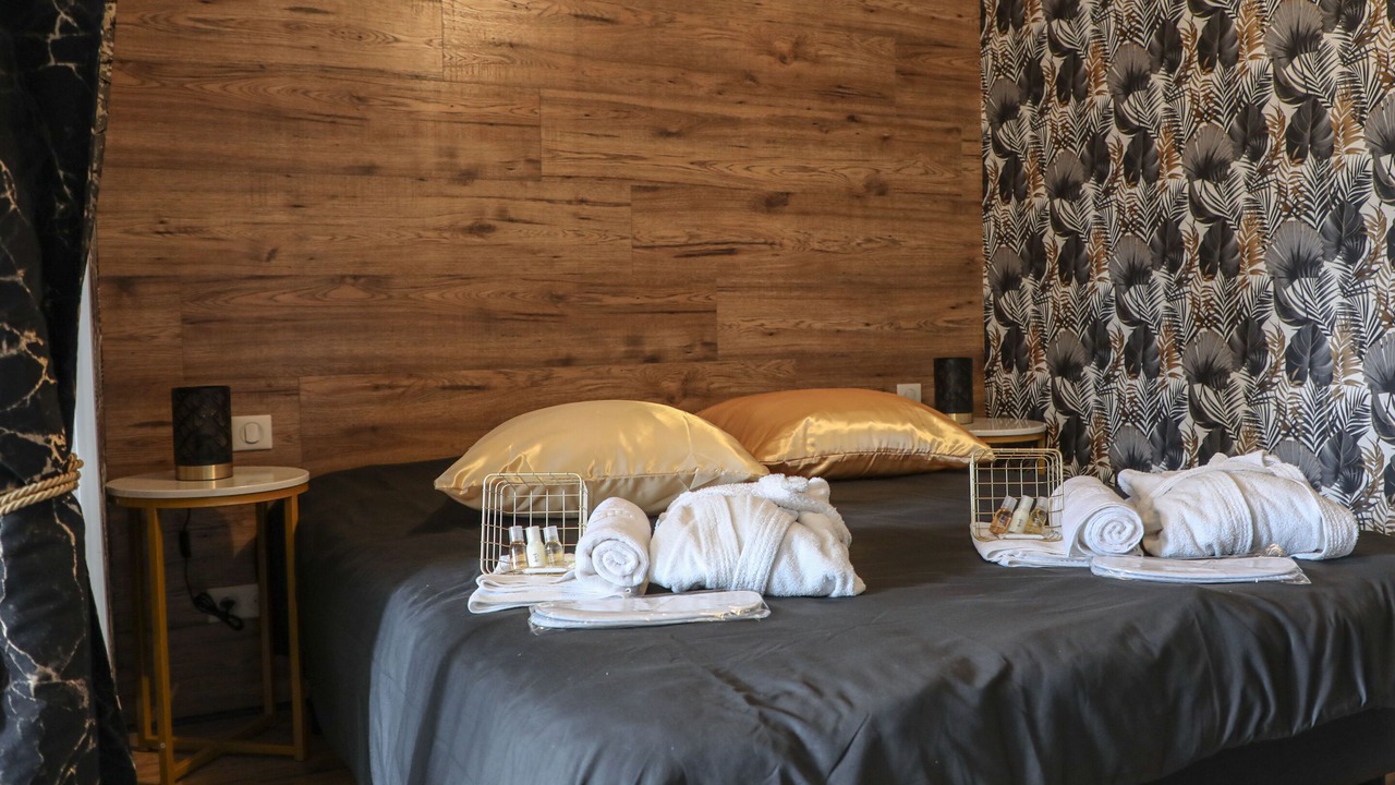 Photo of Bedroom in Pontavert