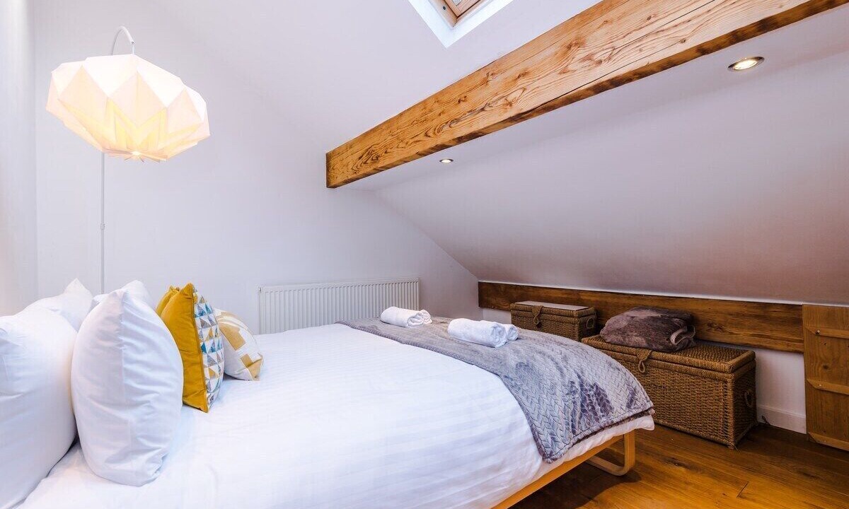 Photo of Others in Cheadle Hulme