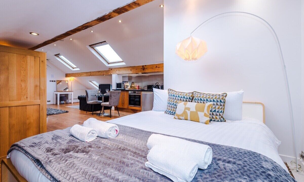 Photo of Others in Cheadle Hulme