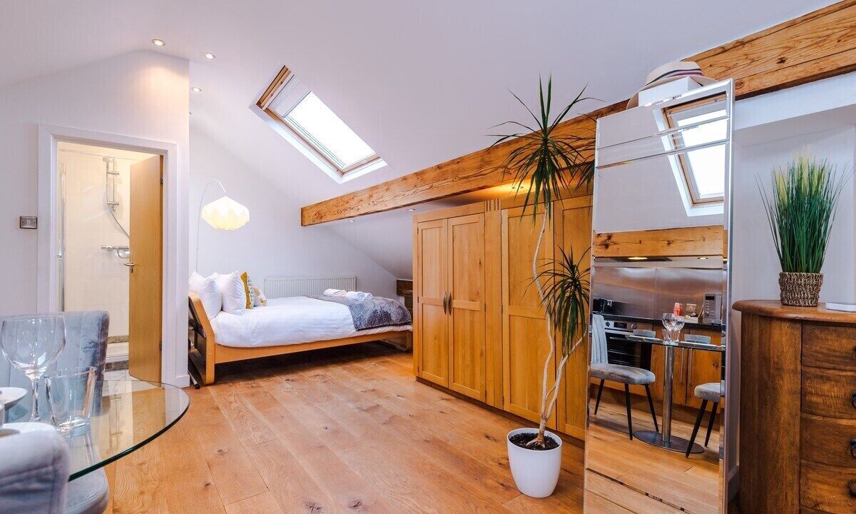 Photo of Others in Cheadle Hulme