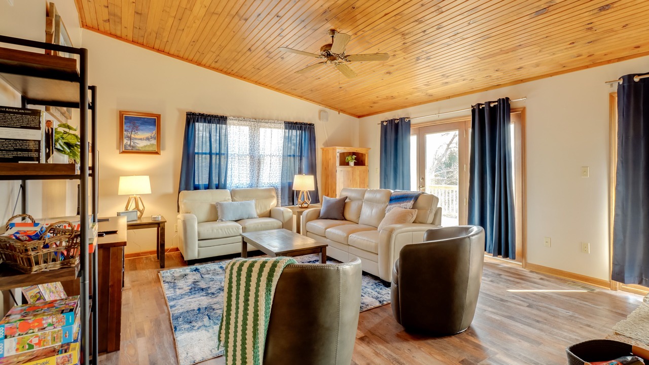 Photo of Livingroom in Bixby