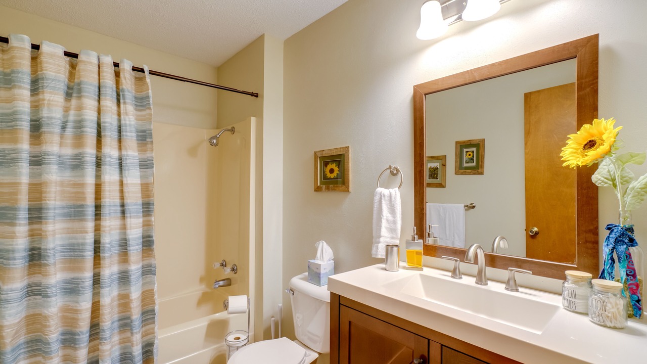 Photo of Bathroom in Bixby