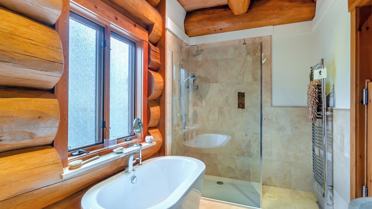 Photo of Bathroom in Lairg
