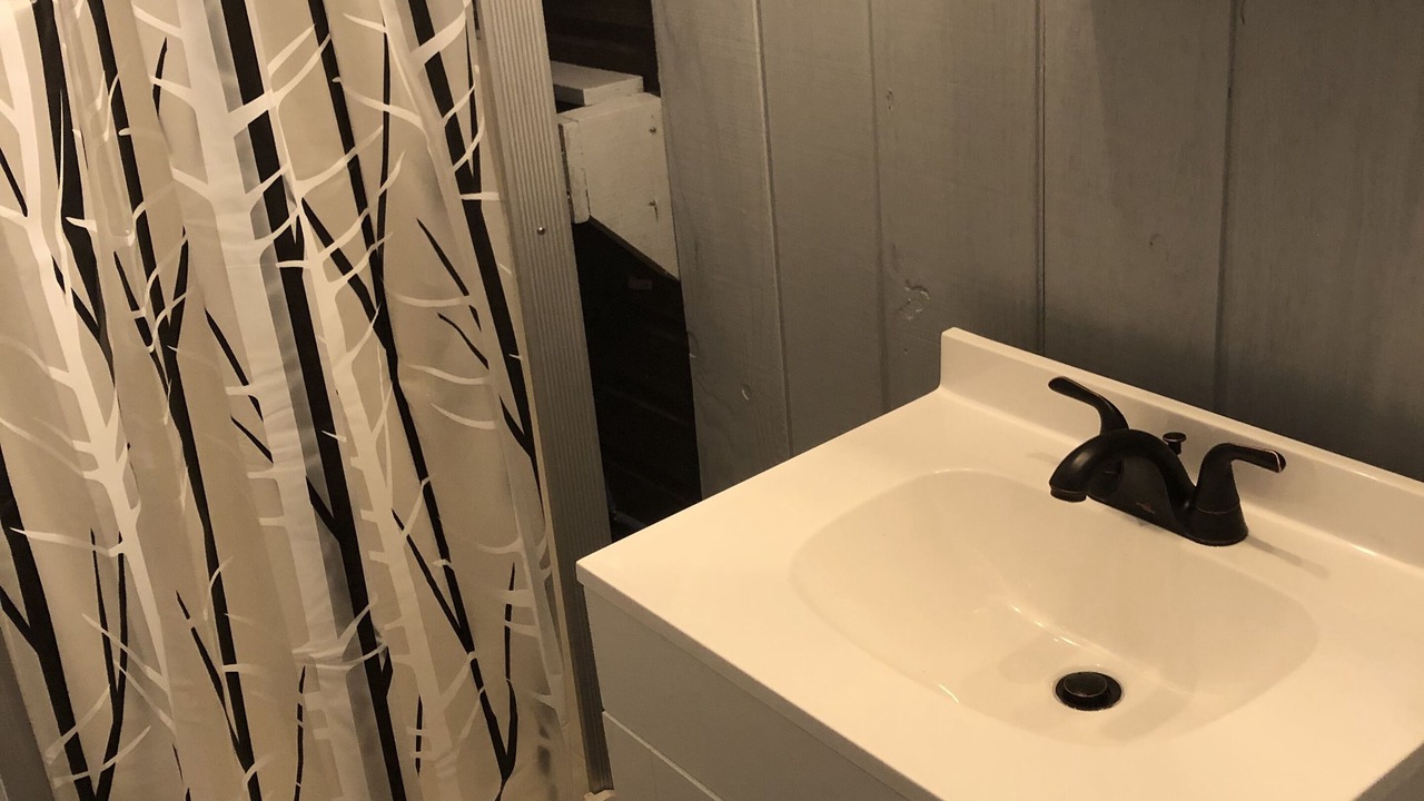 Photo of Bathroom in Town of Webb