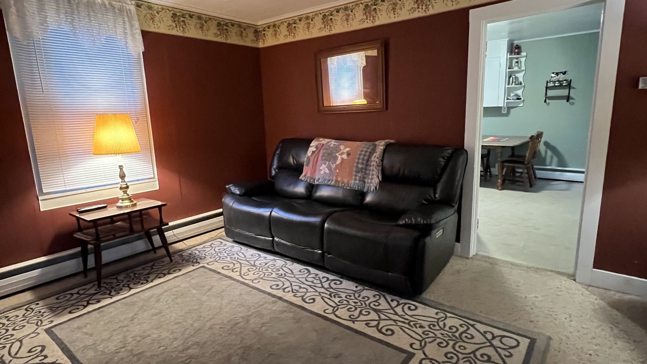 Photo of Livingroom in Town of Webb