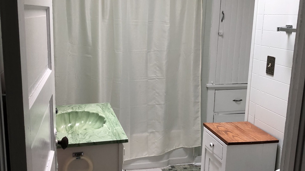 Photo of Bathroom in Town of Webb