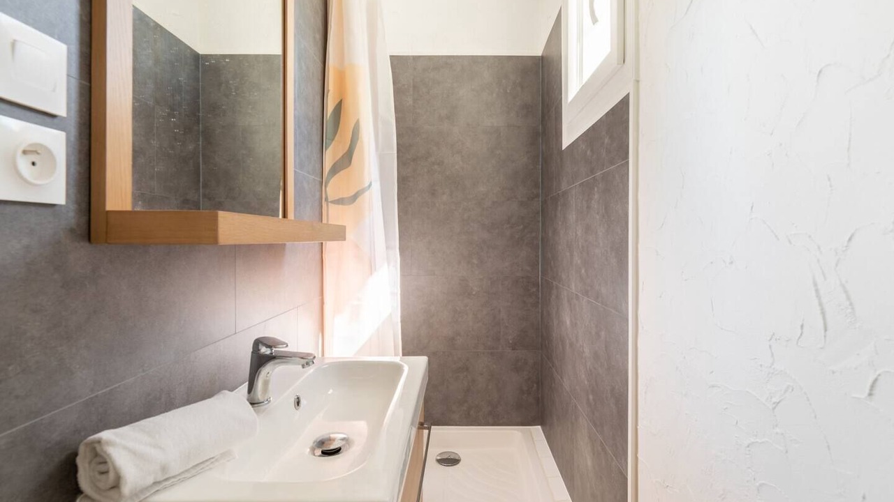Photo of Bathroom in Pornic