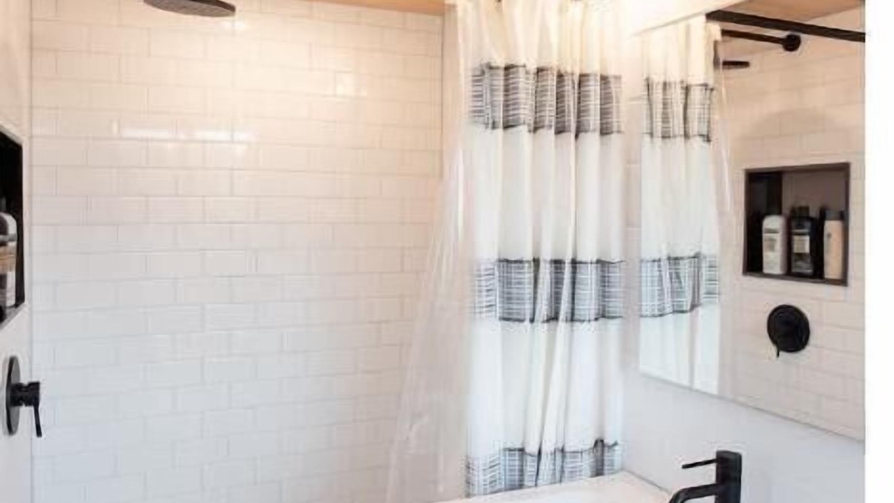 Photo of Bathroom in Thurber