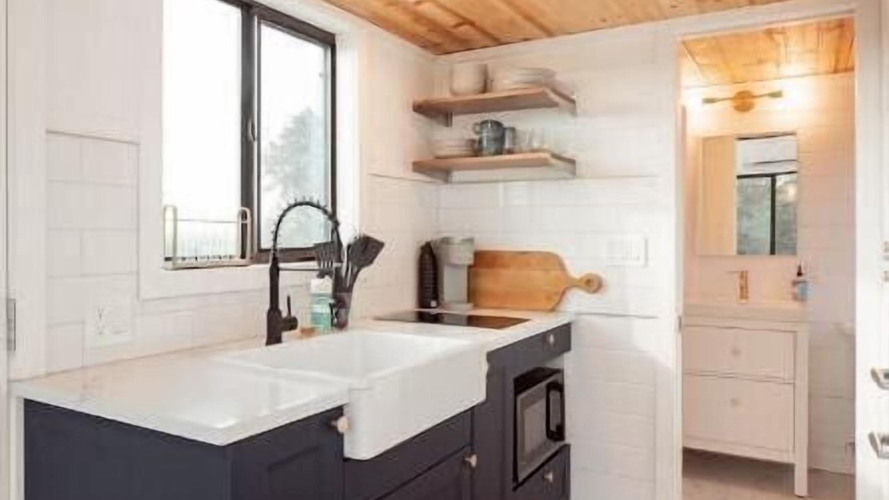Photo of Bathroom in Thurber