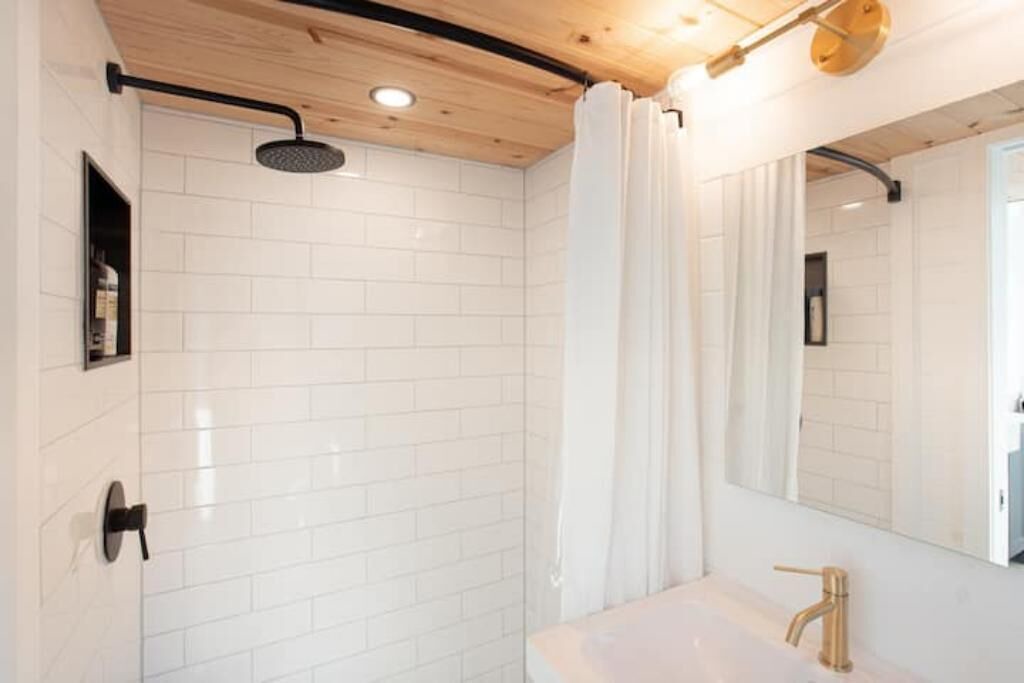Photo of Bathroom in Thurber