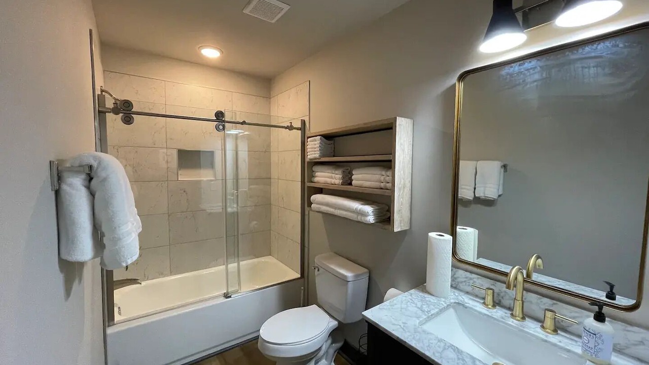 Photo of Bathroom in Carrollton