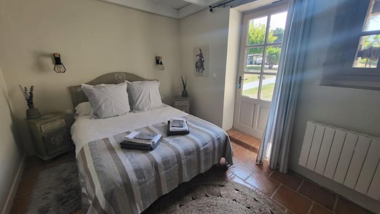 Photo of Bedroom in Engayrac