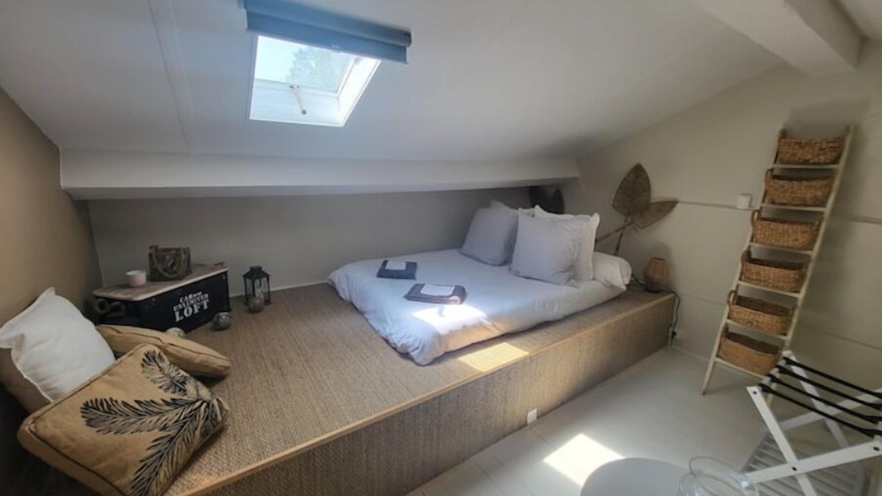 Photo of Bedroom in Engayrac