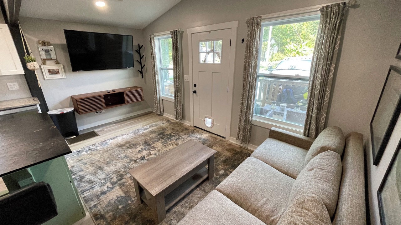 Photo of Livingroom in Carrollton