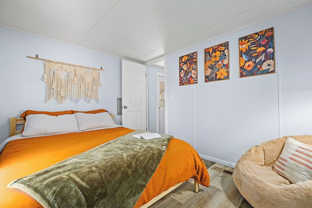 Photo of Bedroom in Lake City