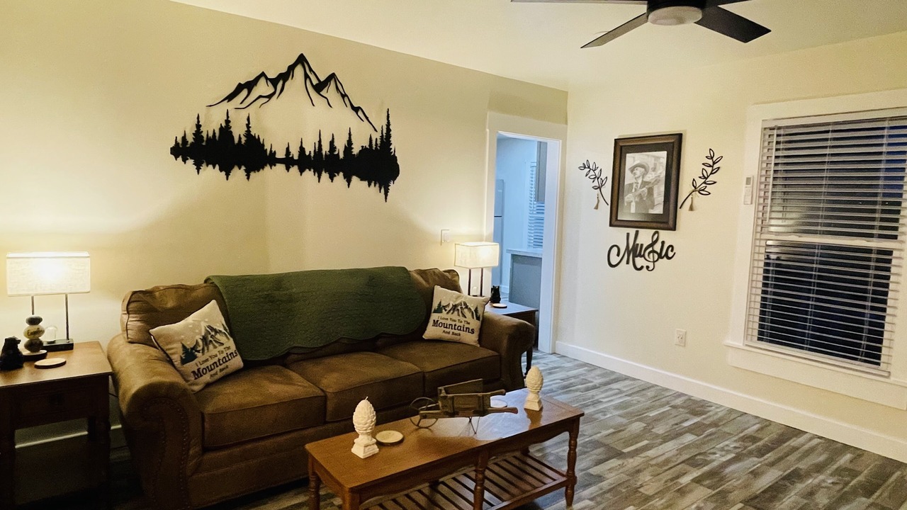 Photo of Livingroom in Galax