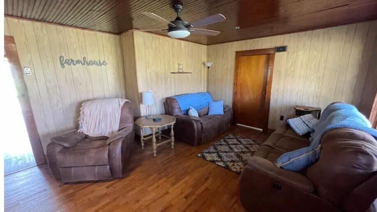 Photo of Livingroom in Vendor
