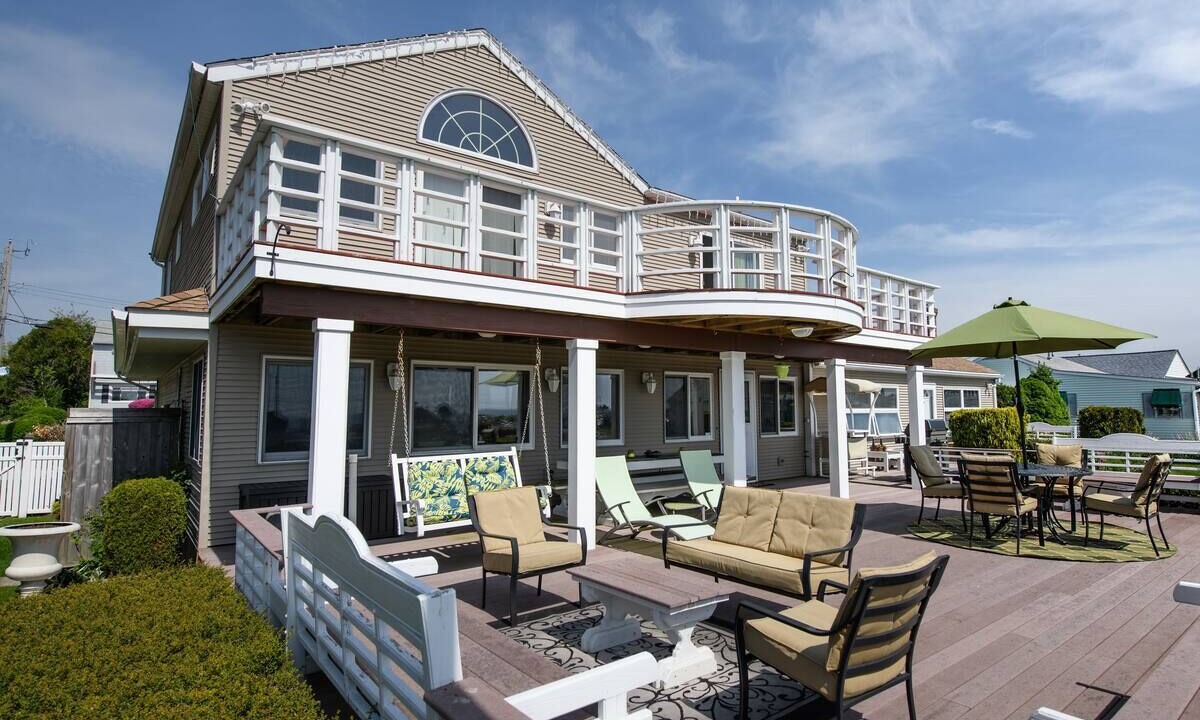 Photo of Outdoor in Eastward Look