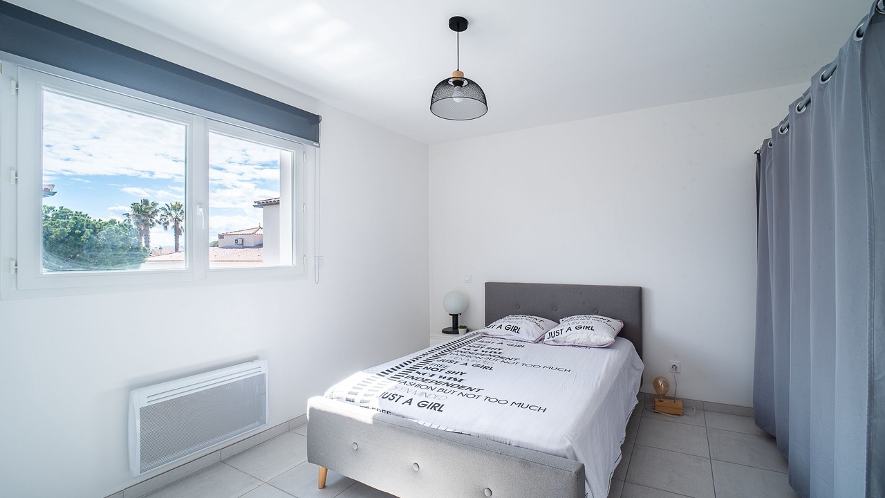 Photo of Bedroom in Pia