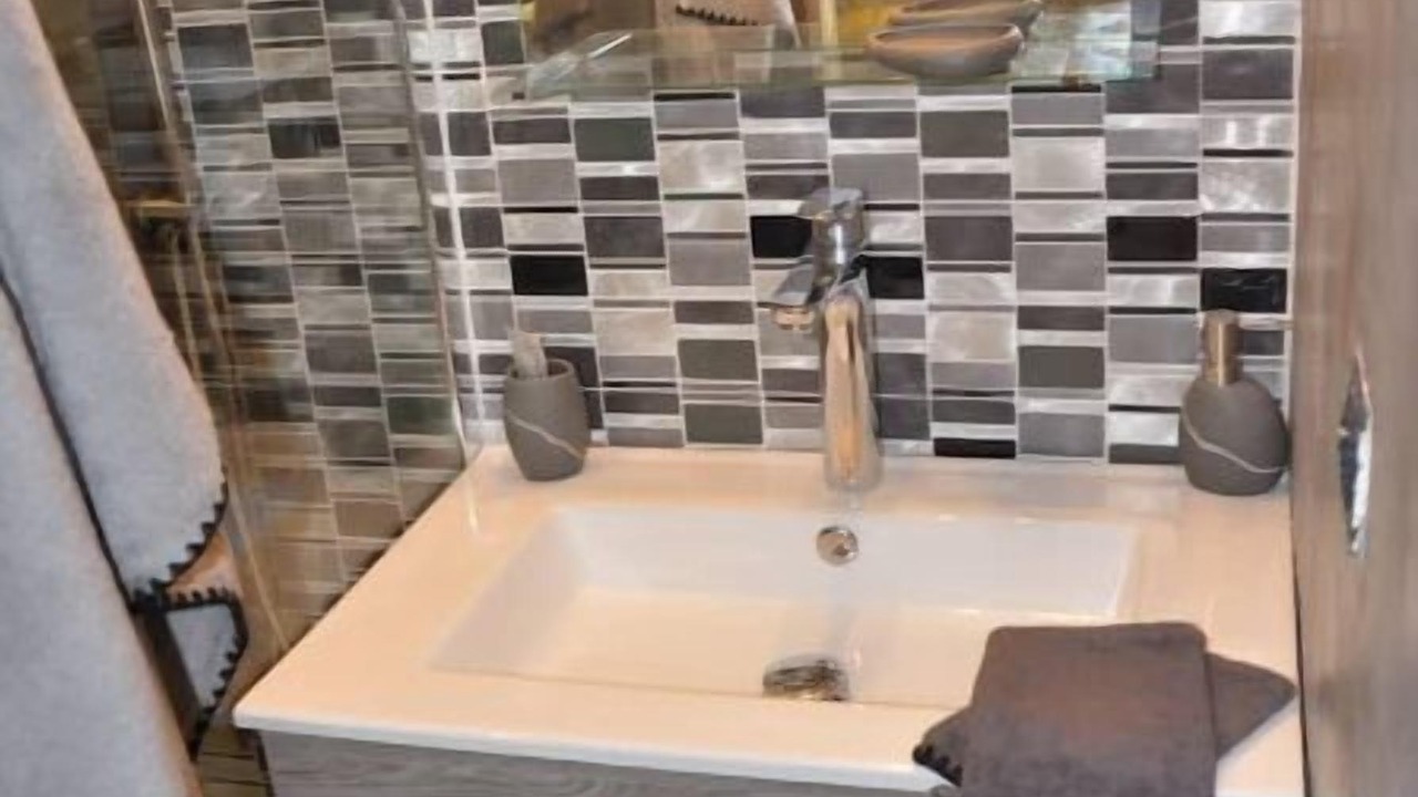 Photo of Bathroom in Uzes