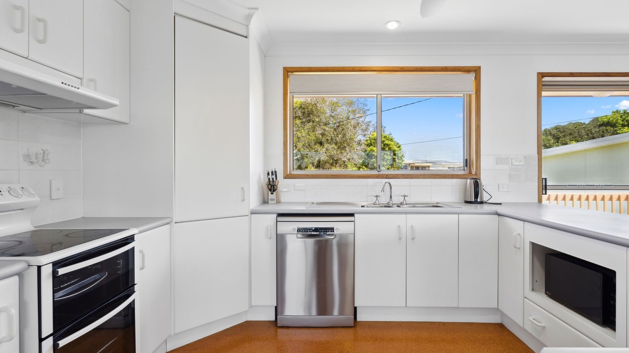 Photo of Kitchen in Arrawarra Headland