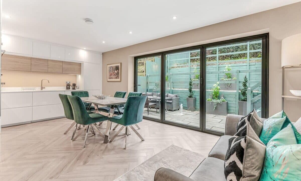 Photo of Others in Quorn