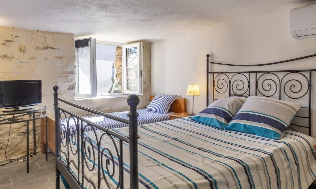 Photo of Bedroom in Pietracorbara