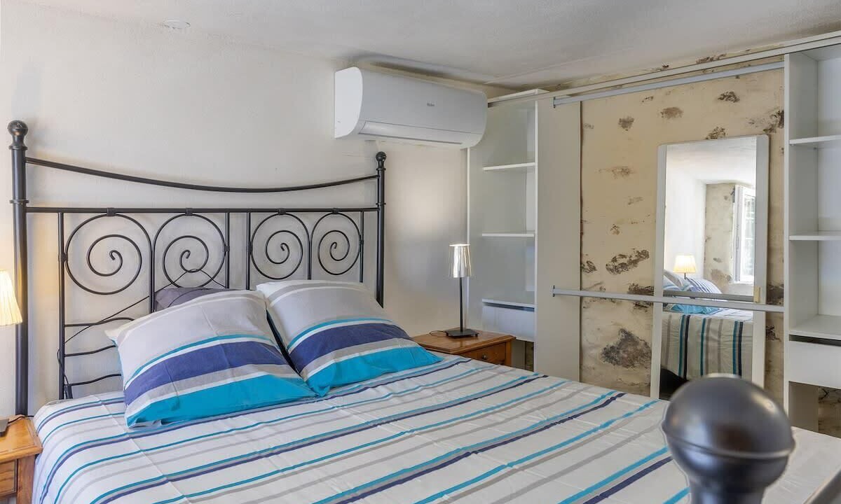 Photo of Bedroom in Pietracorbara