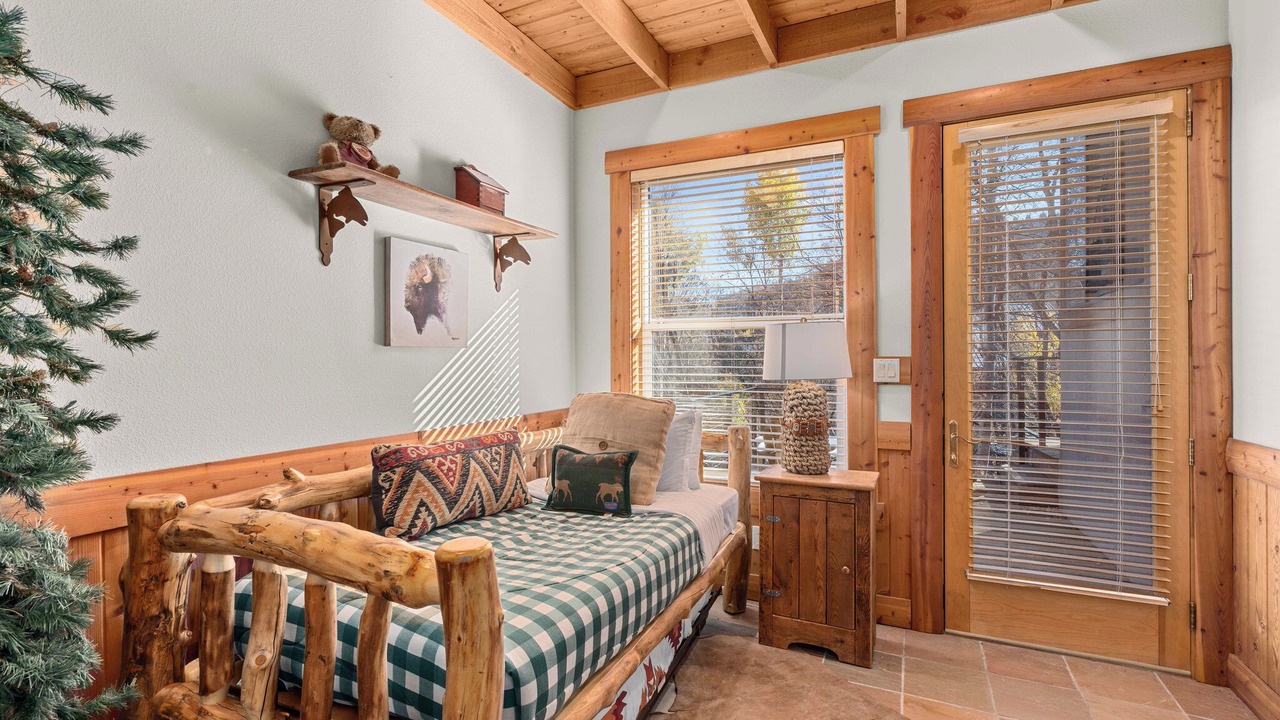 Photo of Bedroom in Sundance