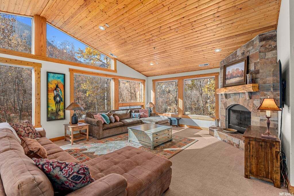 Photo of Livingroom in Sundance