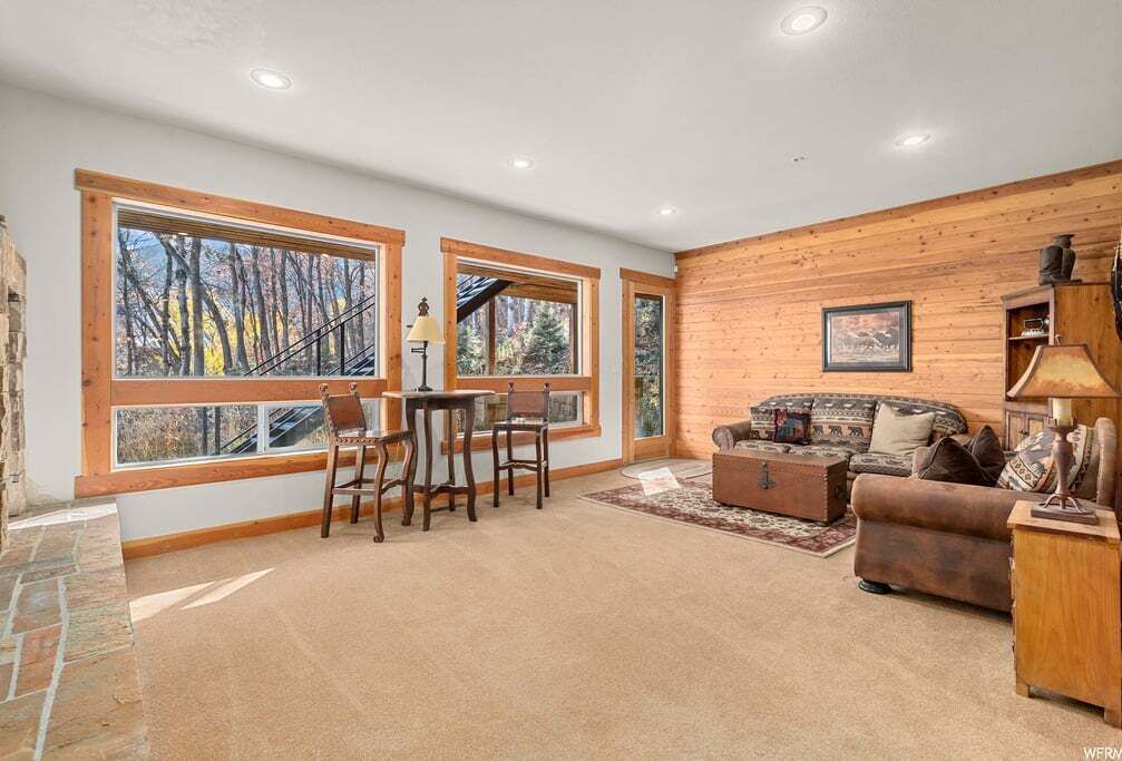 Photo of Livingroom in Sundance
