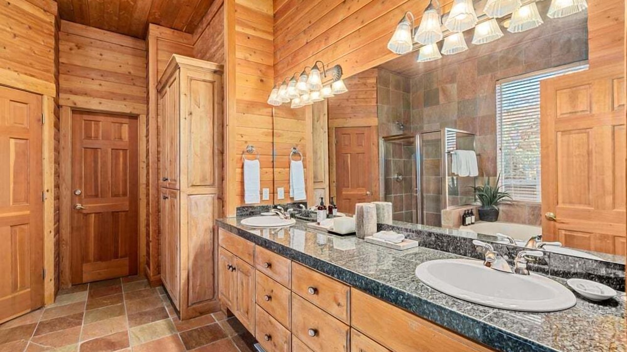 Photo of Bathroom in Sundance