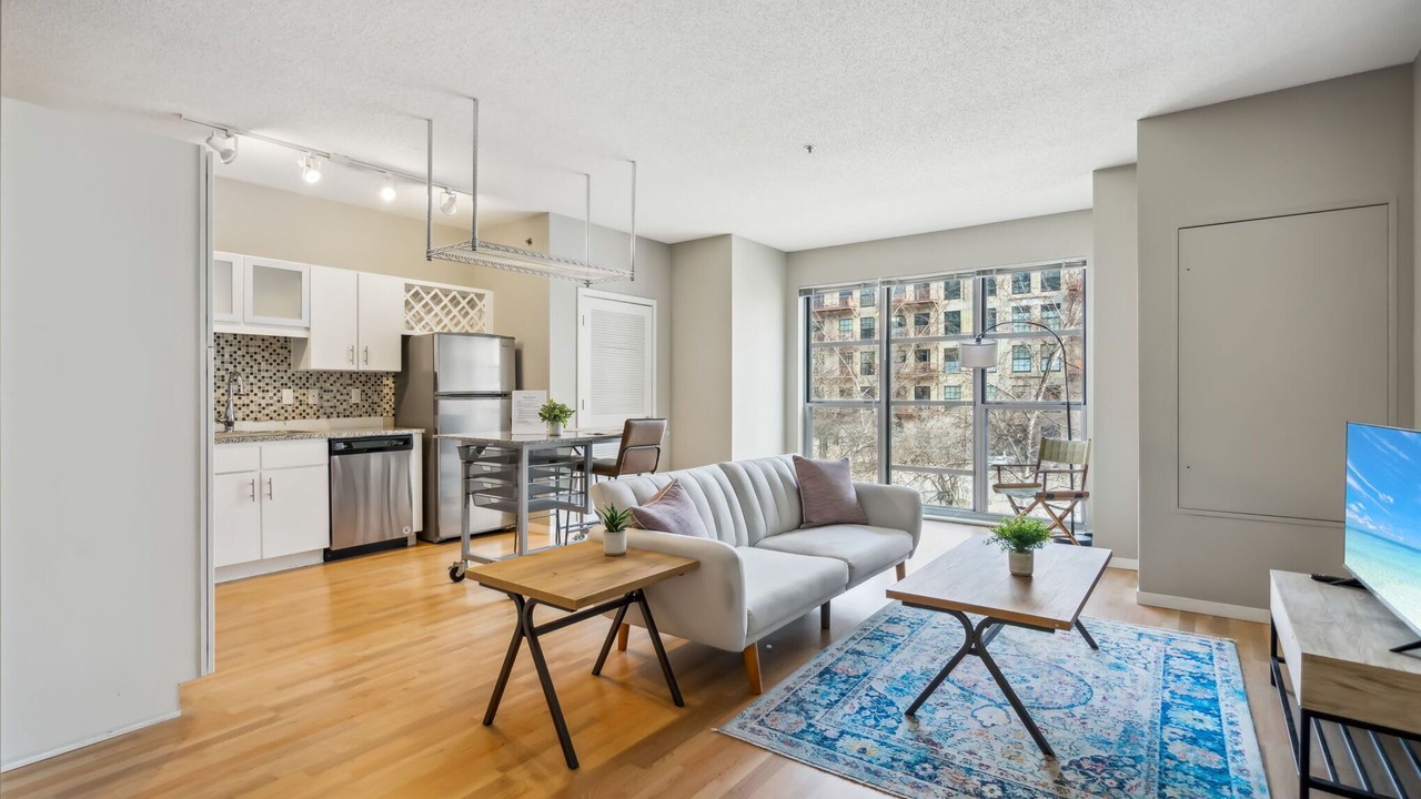 Photo of Livingroom in Mill District