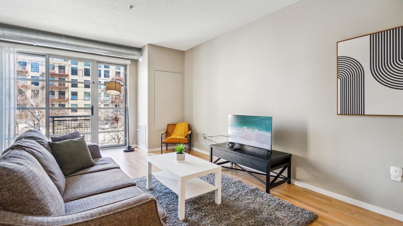 Photo of Livingroom in Mill District